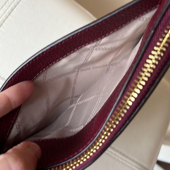 MK wristlet - Picture 5 of 10